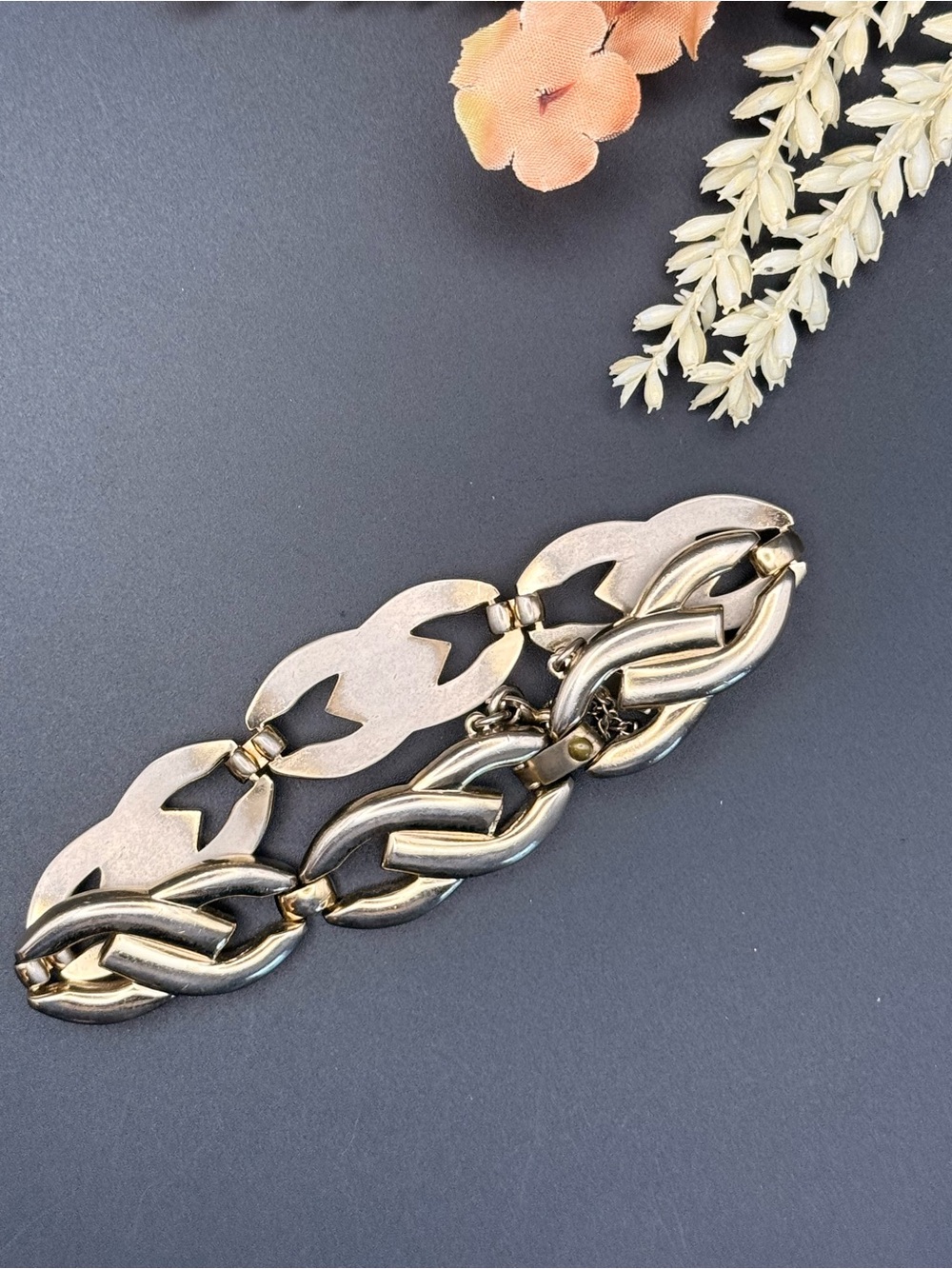 Vintage Monet Gold Tone Link Bracelet